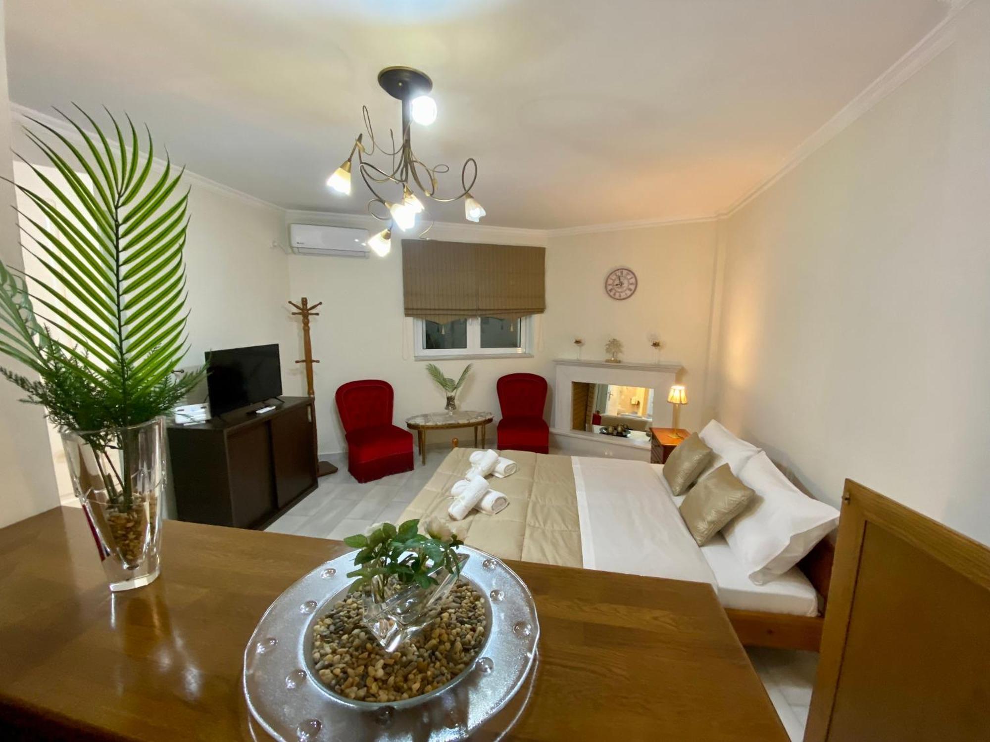 Nikos Apartment Spata  Ngoại thất bức ảnh