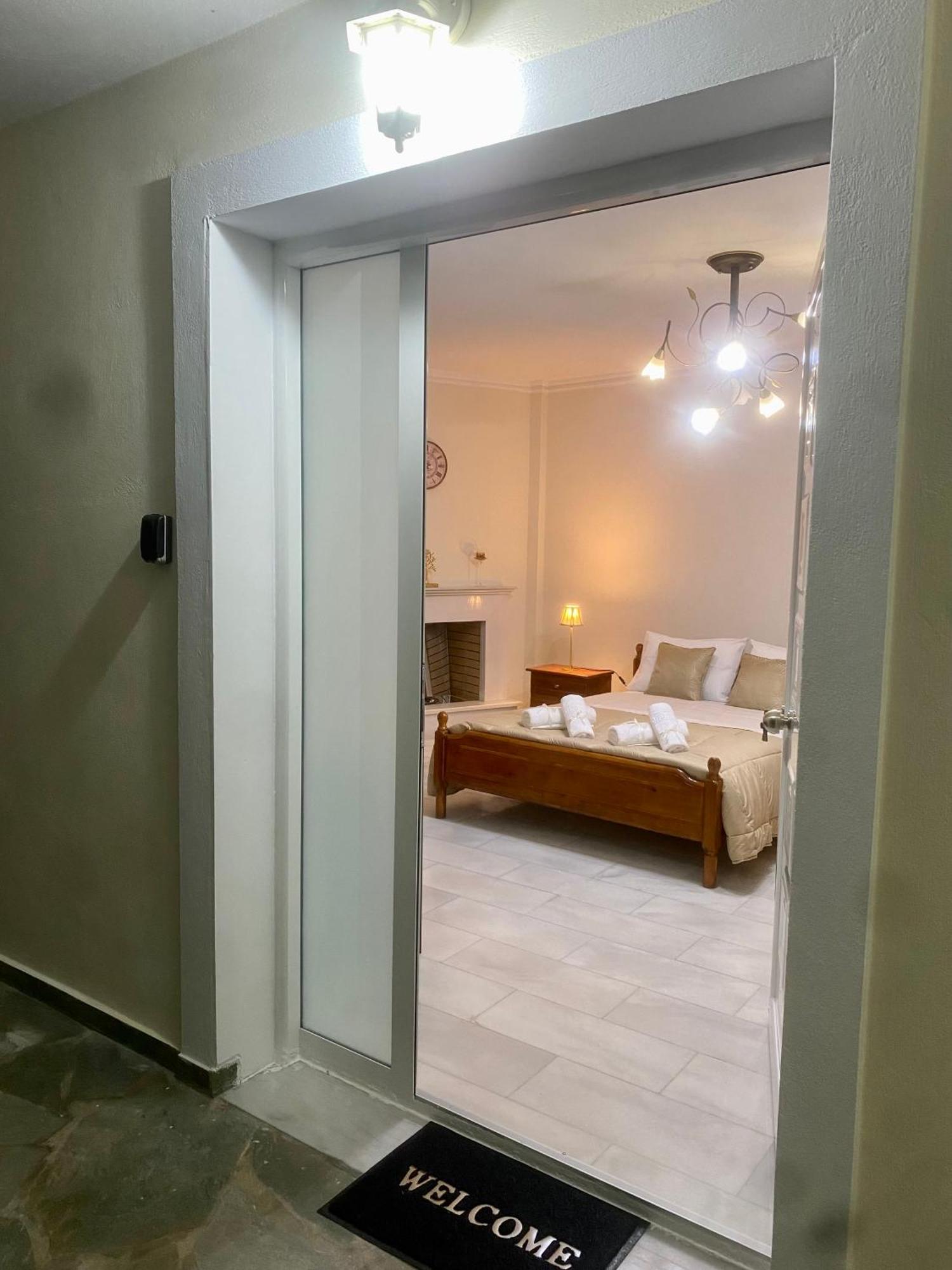 Nikos Apartment Spata  Ngoại thất bức ảnh